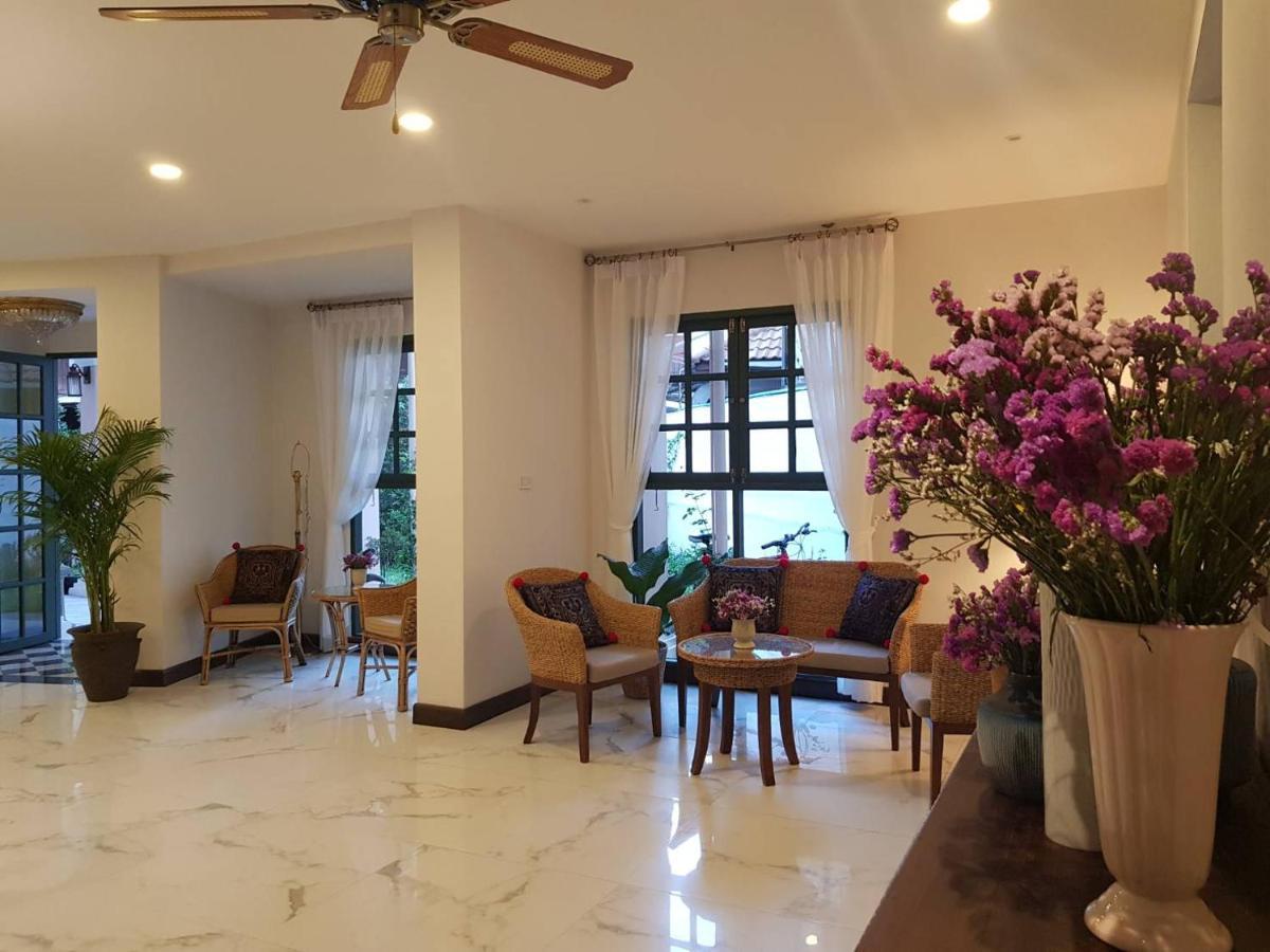 Hotel Rosy Chiang Mai Exterior photo
